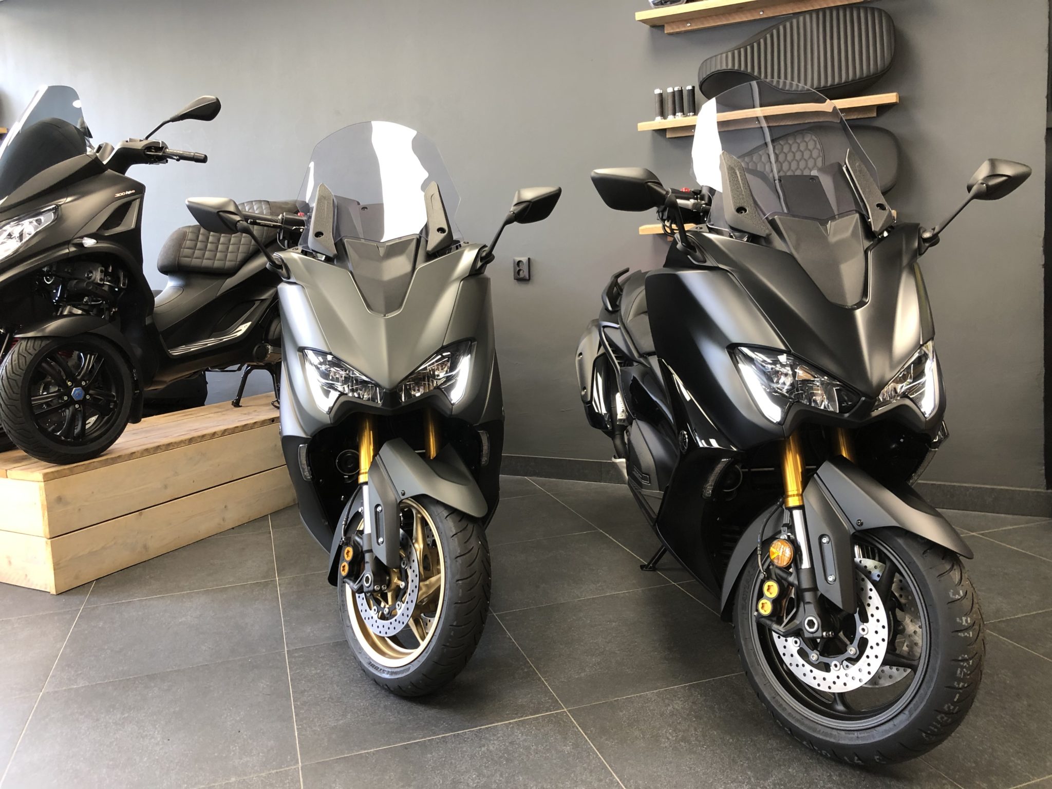 Yamaha Tmax Abs Tech Max Tech Kamo Mat Groen Perry Scooters