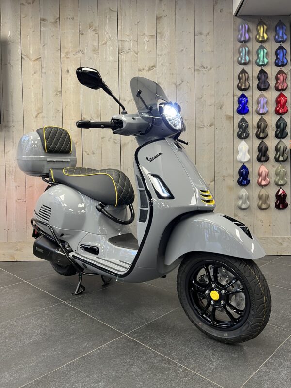 VESPA GTS 310CC HPE EURO5+ NARDO GREY EXCLUSIVE SPECIALPAINT