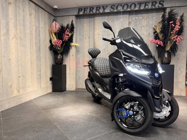 Piaggio MP3 310 Sport HPE EURO5+ SPECIAL MATZWART