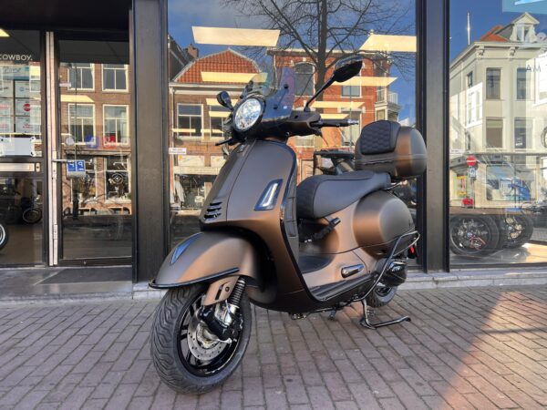VESPA GTS 310CC HPE EURO5+ MARRAKECH BROWN EXCLUSIVE SPECIALPAINT