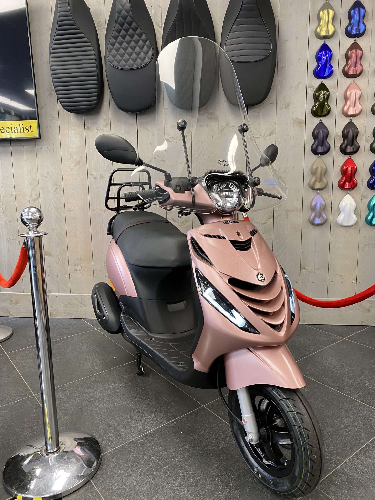 Piaggio Zip SP IGET 4T 3V Euro 5 Specialpaint Opaco Rosé Perry