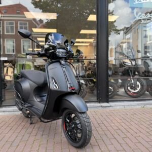 Vespa Sprint MY2026 Matblack
