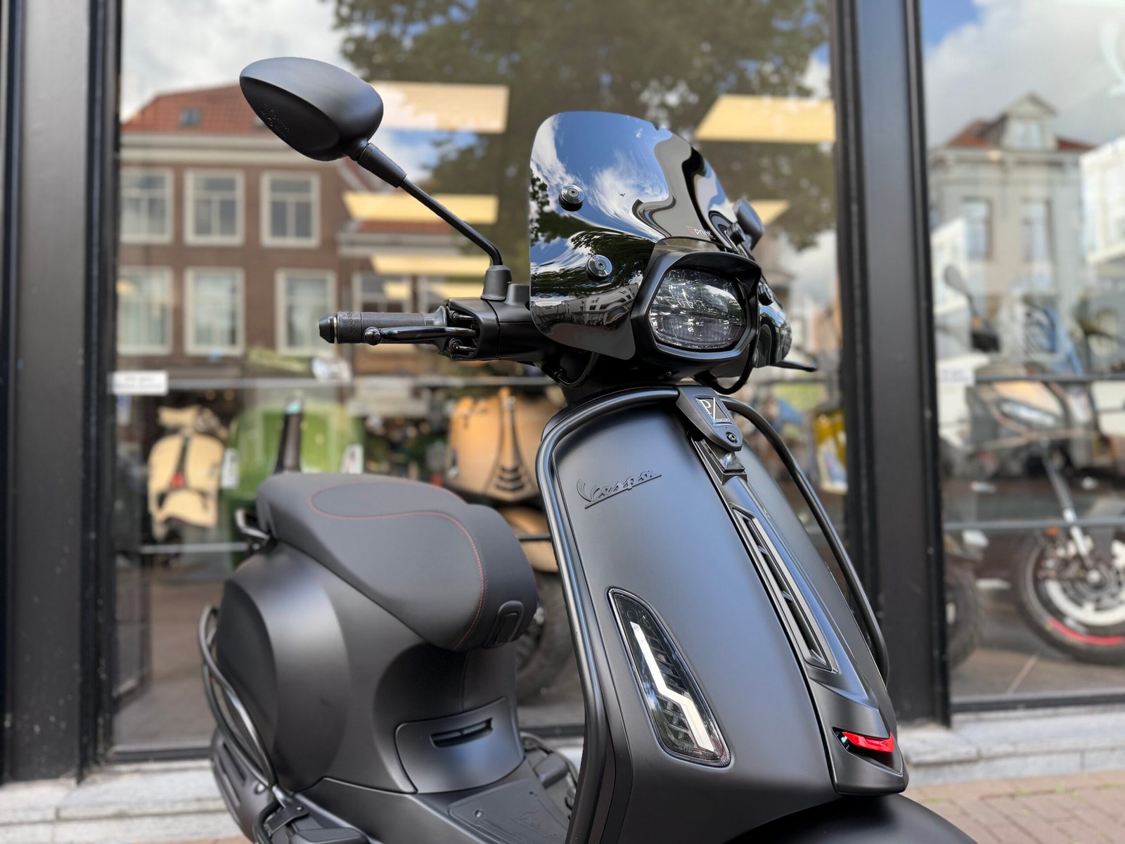 Vespa Sprint MY2026 Matblack - Afbeelding 5