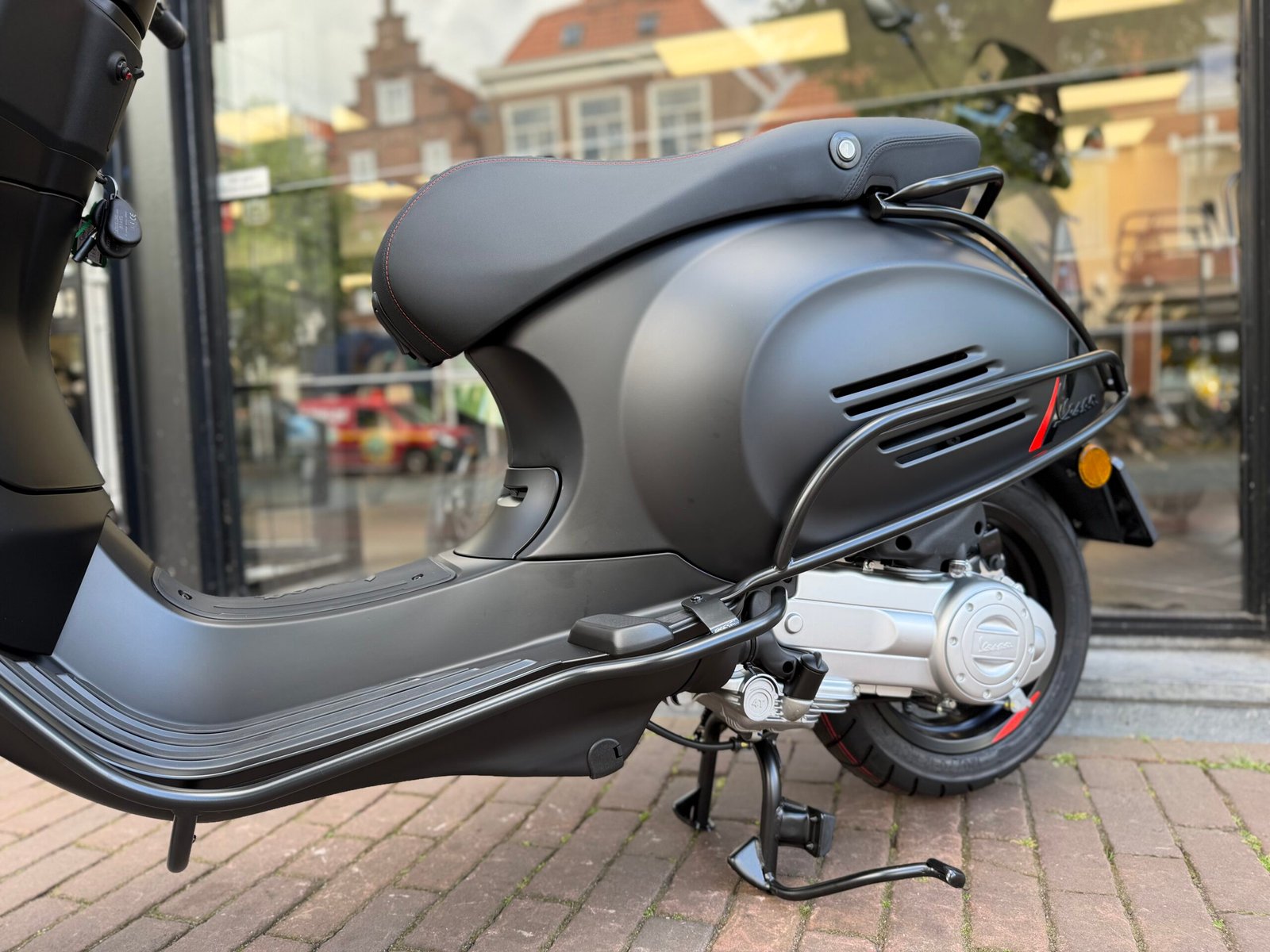 Vespa Sprint MY2026 Matblack - Afbeelding 4