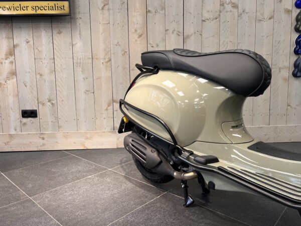 Vespa Sprint Specialpaint Khaki Green - Afbeelding 9