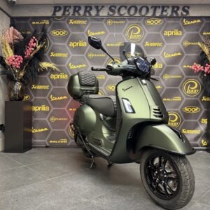 VESPA GTS 310CC SUPERTECH HPE EURO5+ CANDY GREEN EXCLUSIVE SPECIALPAINT